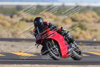media/Nov-06-2023-Moto Forza (Mon) [[ce023d0744]]/3-Intermediate Group/Session 5 (Turn 4)/